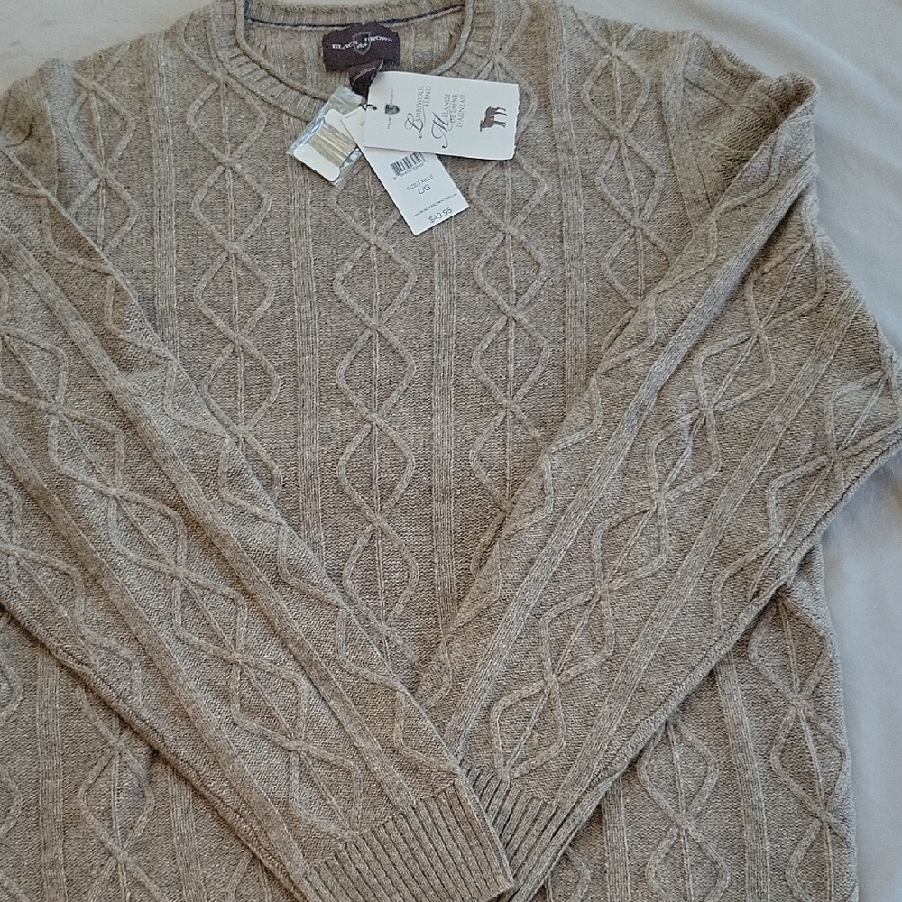 Men's V-Neck Cable Knit Sweater - Taupe